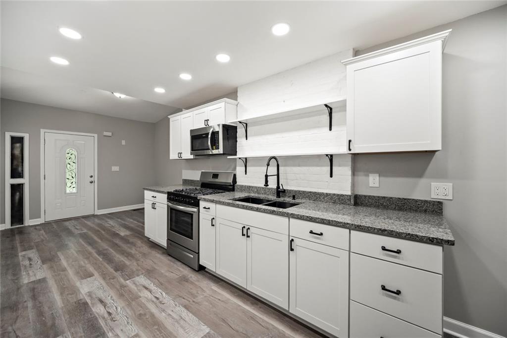 1126 Briarcliff Road Northeast, Unit 3 Atlanta, GA 30306 - Photo 4 of 9