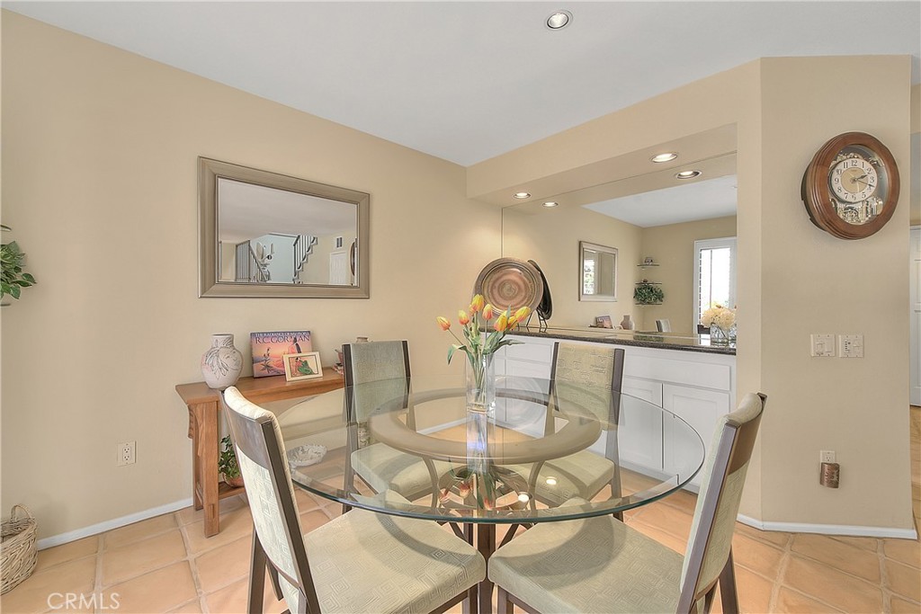 413 Rio Vista Drive Palm Springs, CA 92262 - Photo 12 of 66