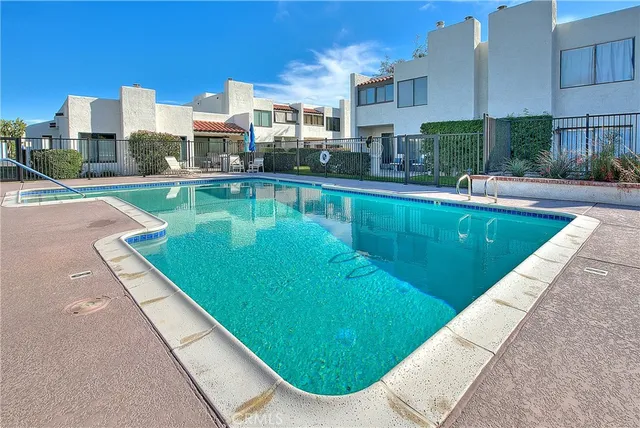 $495,000 | 413 Rio Vista Drive, Palm Springs, CA 92262