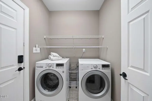 $825,000 | 102 Travilah Oaks Lane, Cary, NC 27518