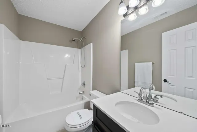 $825,000 | 102 Travilah Oaks Lane, Cary, NC 27518