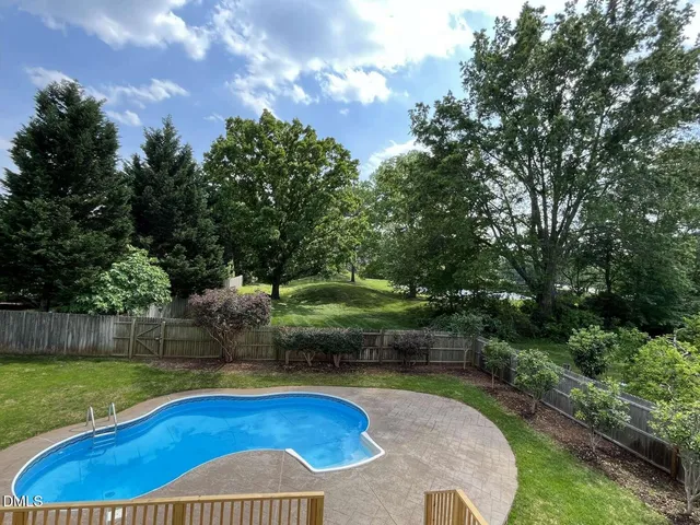 $825,000 | 102 Travilah Oaks Lane, Cary, NC 27518