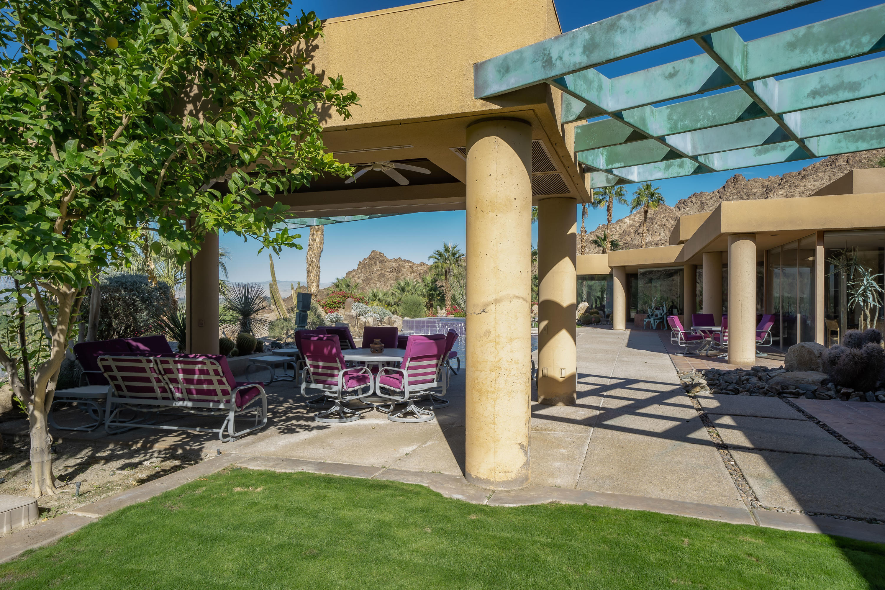 75270 Hidden Cove Indian Wells, CA 92210 - Photo 68 of 73 a view of outdoor space yard and patio