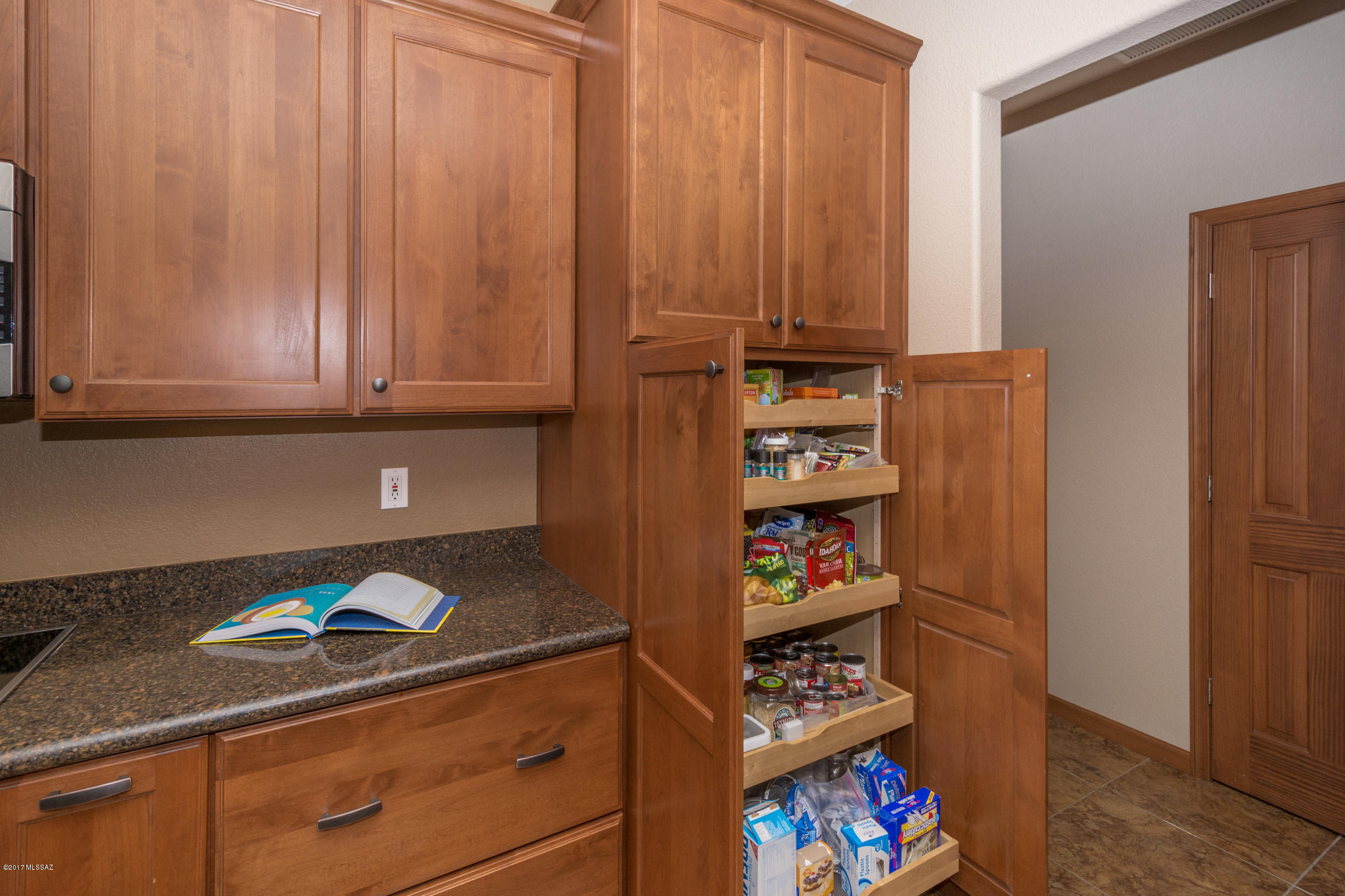 12372 North Mt Bigelow Road Tucson, AZ 85755 - Photo 8 of 41