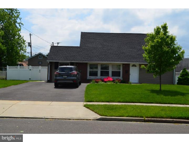 7 Horn Road Levittown, PA 19056 - Photo 1 of 25 Gallery Image 1
