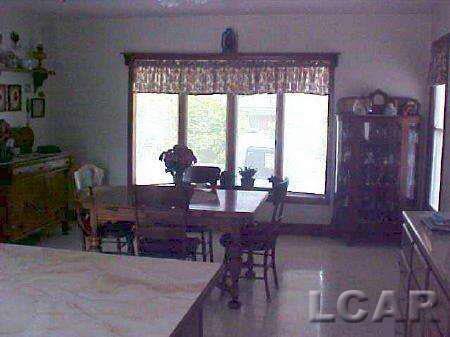 715 Riverside Avenue Adrian, MI 49221 - Photo 2 of 7 920953-1.JPG