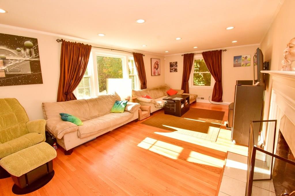 1 Sherman's Bridge Road Wayland, MA 01778 - Photo 5 of 8