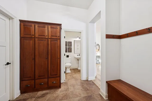 $1,050,000 | 9176 Cold Stream Lane, Eden Prairie, MN 55347