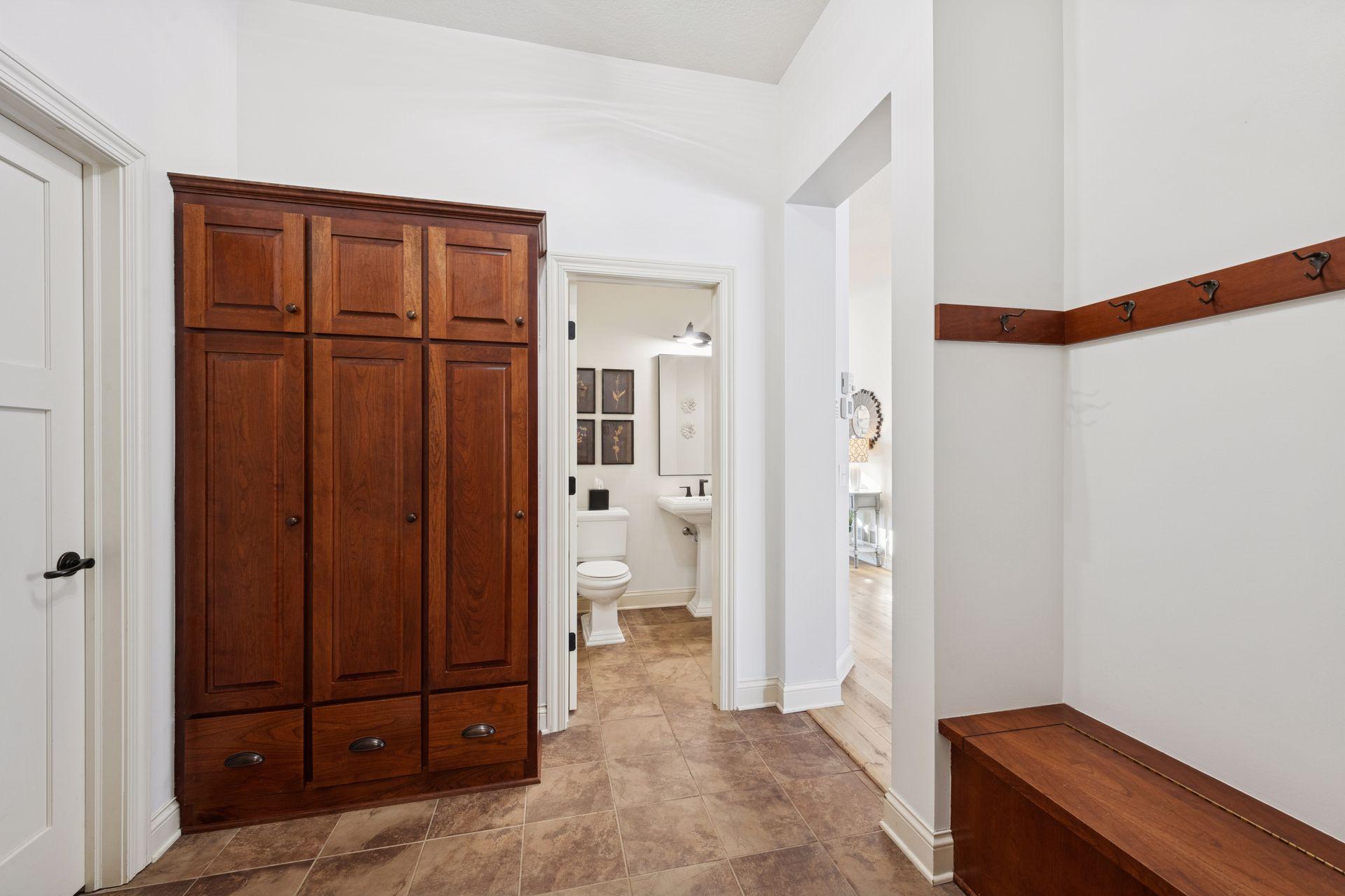 9176 Cold Stream Lane Eden Prairie, MN 55347 - Photo 18 of 53