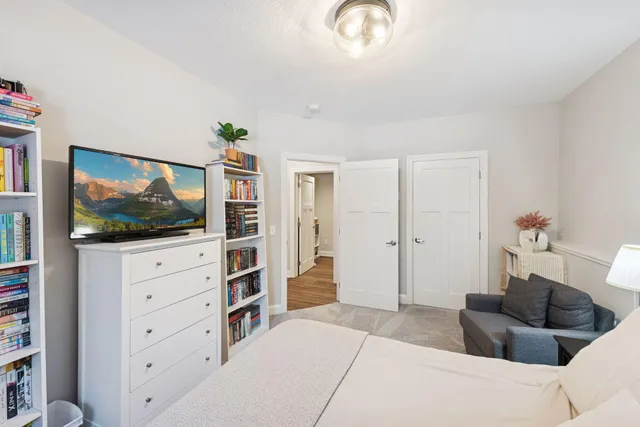 $1,050,000 | 9176 Cold Stream Lane, Eden Prairie, MN 55347