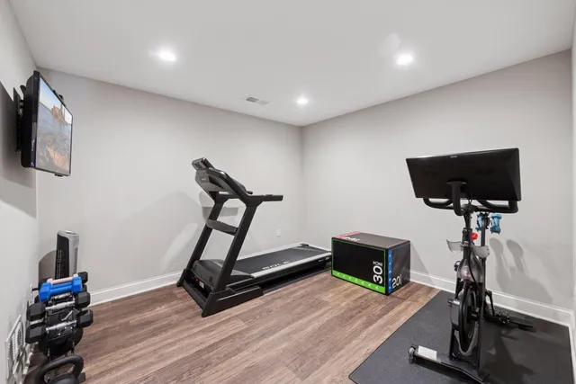 $1,050,000 | 9176 Cold Stream Lane, Eden Prairie, MN 55347