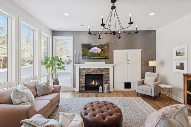 $1,050,000 | 9176 Cold Stream Lane, Eden Prairie, MN 55347