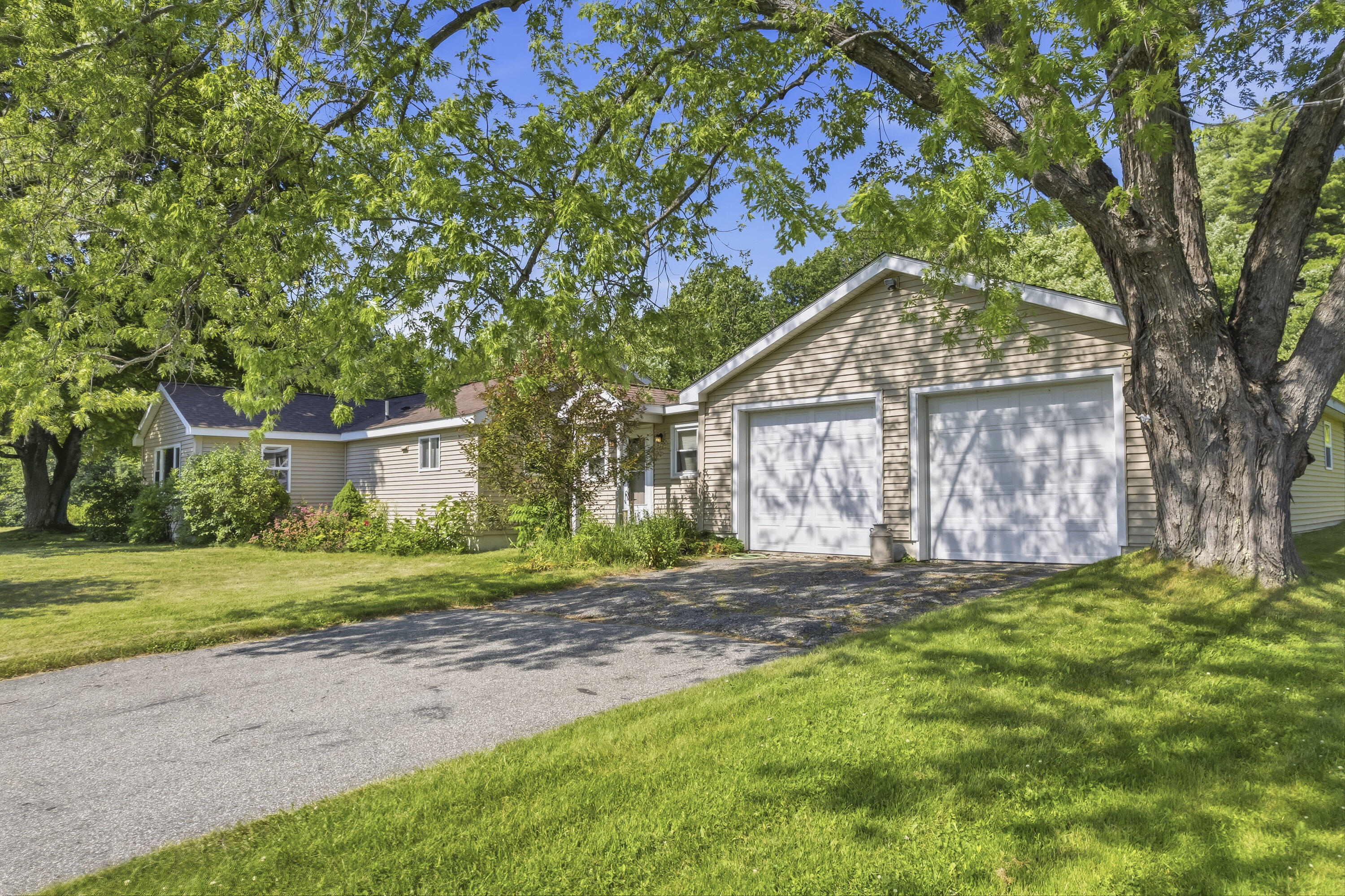 761 Gardiner Road Wiscasset, ME 04578 - Photo 3 of 56 761 Gardiner Rd_102