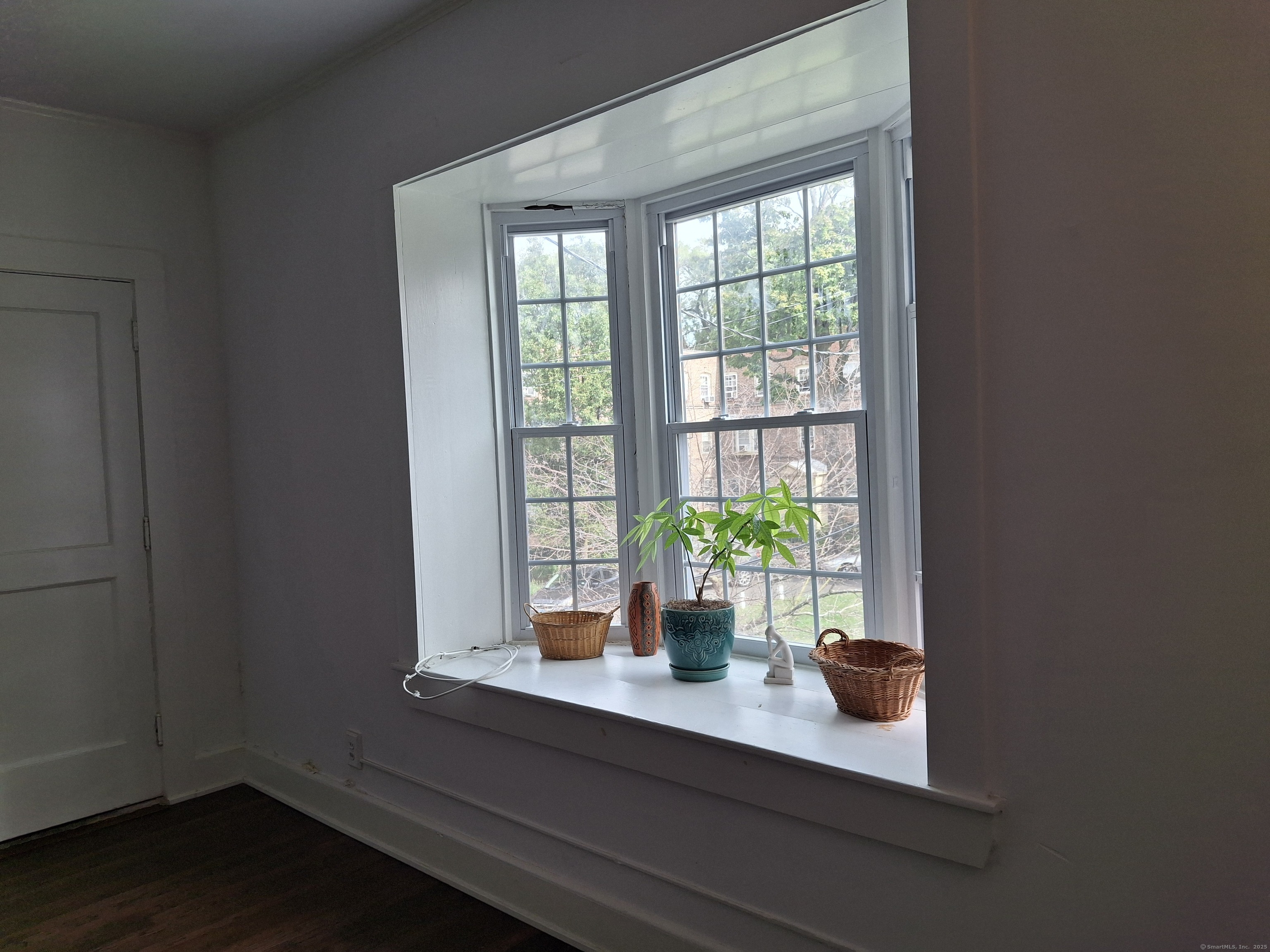 591 Wilmot Avenue, Unit 3 Bridgeport, CT 06607 - Photo 11 of 16