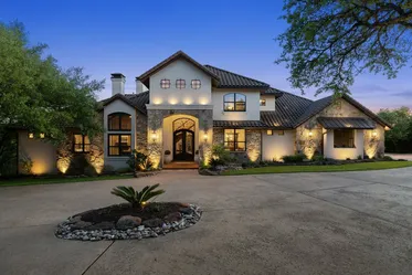 1540 County Road 262Georgetown, TX 78633 photo 3