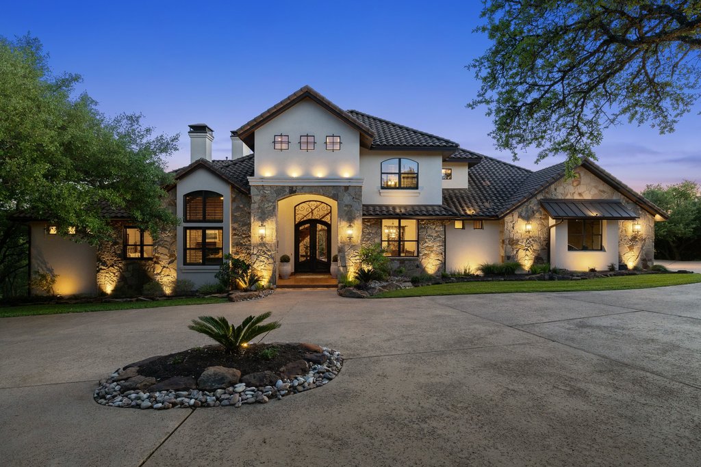 Lakehaven - Where Hill Country Meets the Water's Edge
