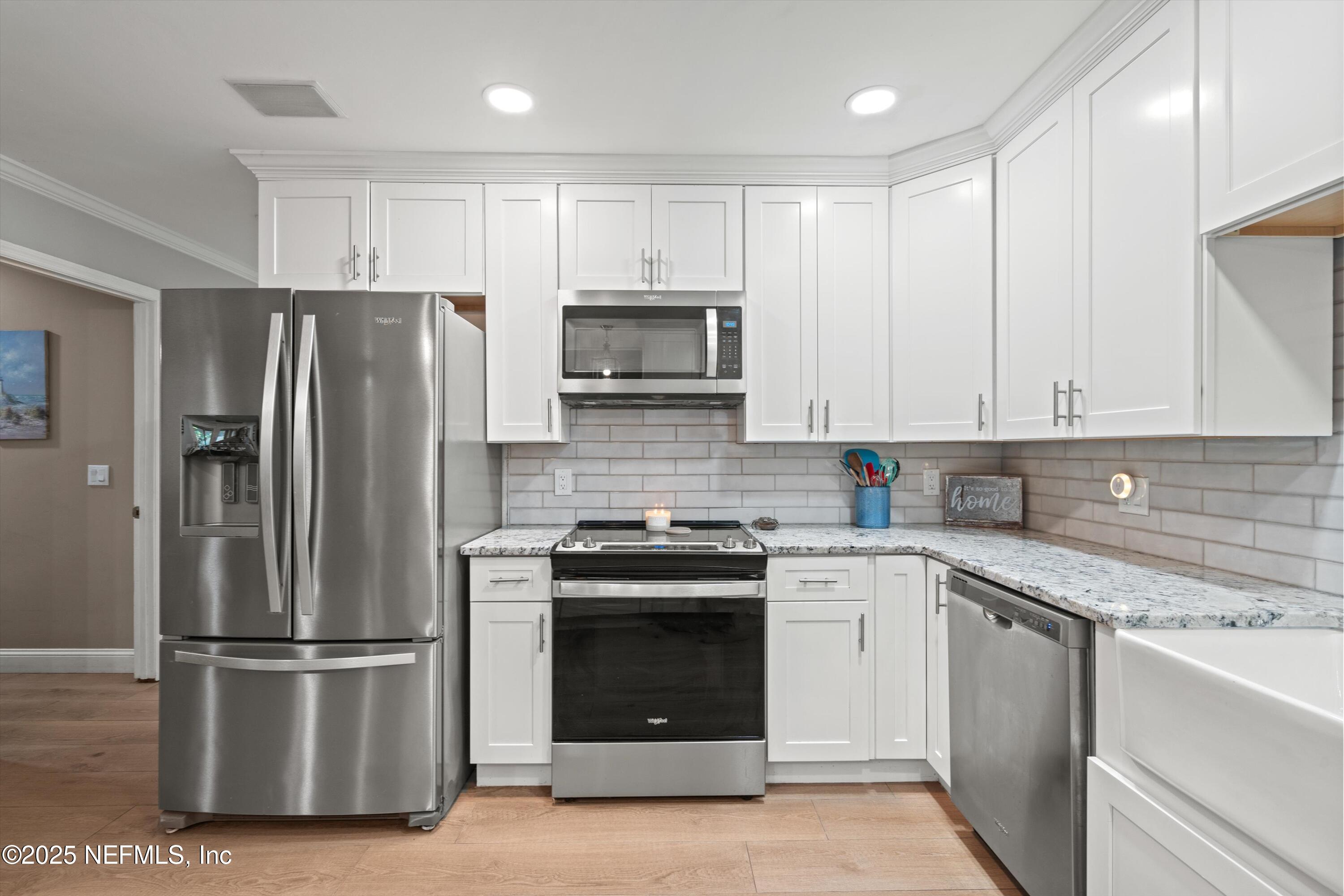 86183 Meadowfield Bluffs Road Yulee, FL 32097 - Photo 24 of 84 37-Kitchen