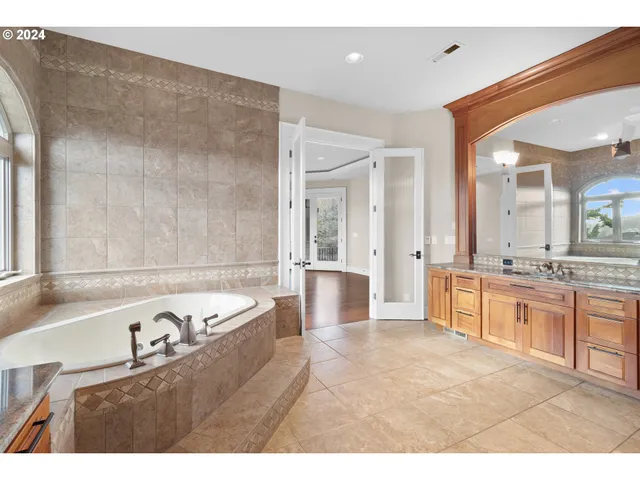 $1,800,100 | 14289 Southeast Wyler Street, Happy Valley, OR 97086