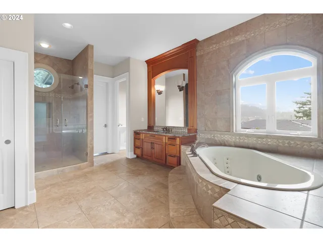 $1,800,100 | 14289 Southeast Wyler Street, Happy Valley, OR 97086