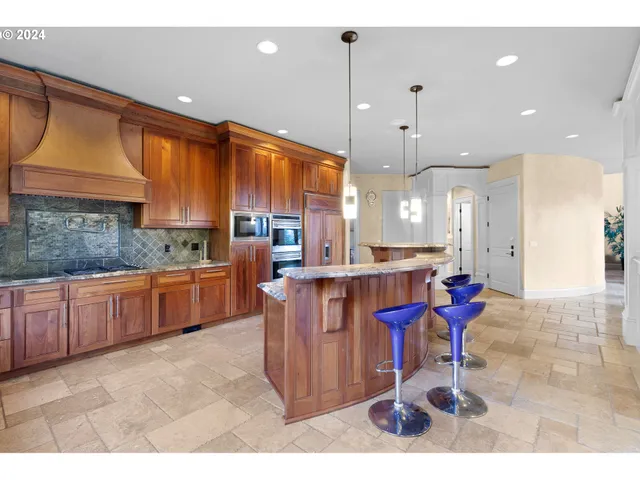 $1,800,100 | 14289 Southeast Wyler Street, Happy Valley, OR 97086