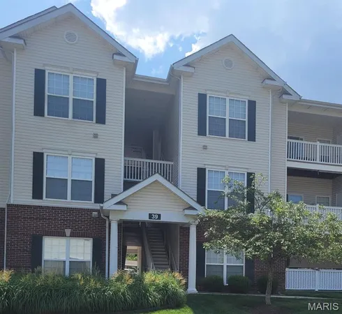 $192,000 | 39 Kassebaum Lane, Unit 102, St. Louis, MO 63129