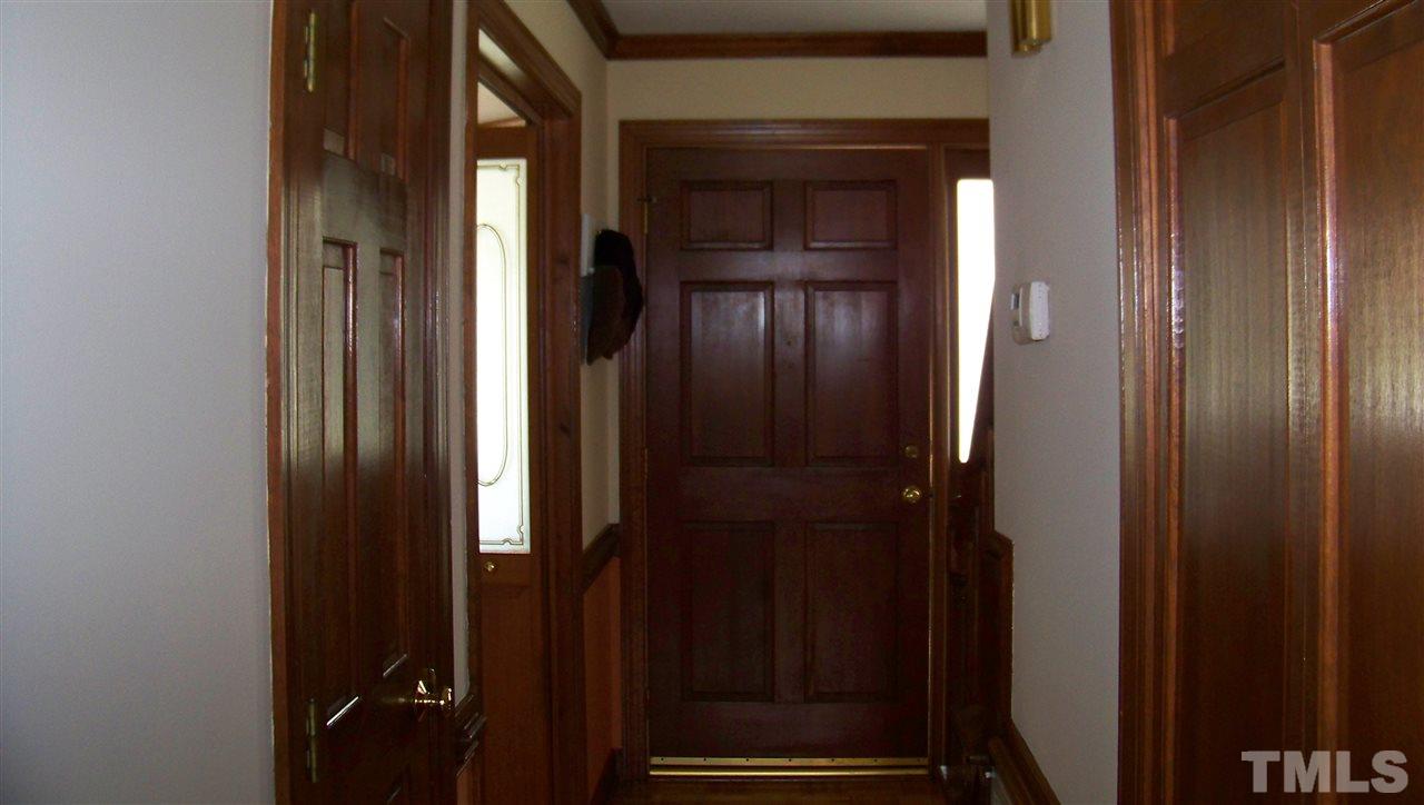 409 South Meadow Road Raleigh, NC 27603 - Photo 9 of 25