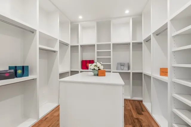 $1,580,000 | 1107 Grovewood Lane, Houston, TX 77008