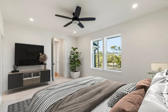 $1,580,000 | 1107 Grovewood Lane, Houston, TX 77008