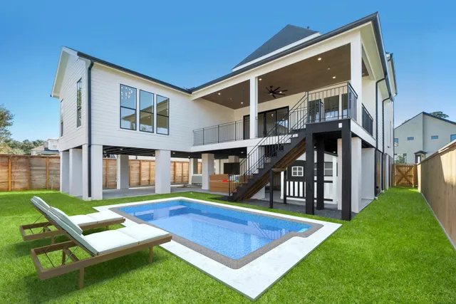 $1,580,000 | 1107 Grovewood Lane, Houston, TX 77008