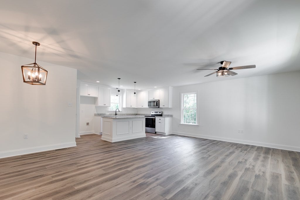 89 Jenkins Ridge Road Cartersville, VA 23027 - Photo 4 of 22 Gallery Image 4