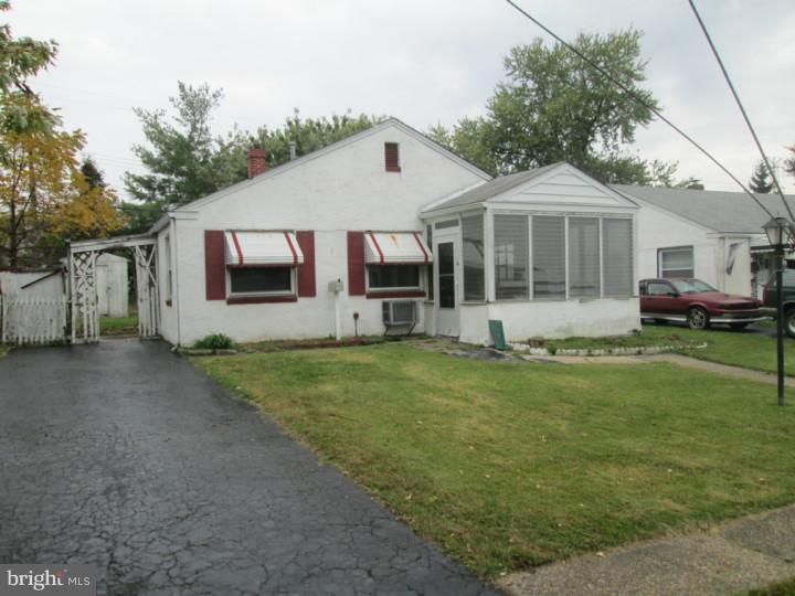 219 Blue Hen Road New Castle, DE 19720 - Photo 1 of 17 Gallery Image 1