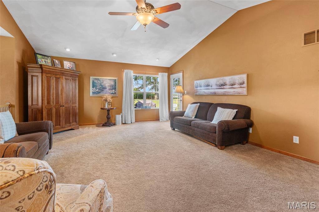 7832 Zenk Road Troy, IL 62294 - Photo 17 of 46 Gallery Image 17