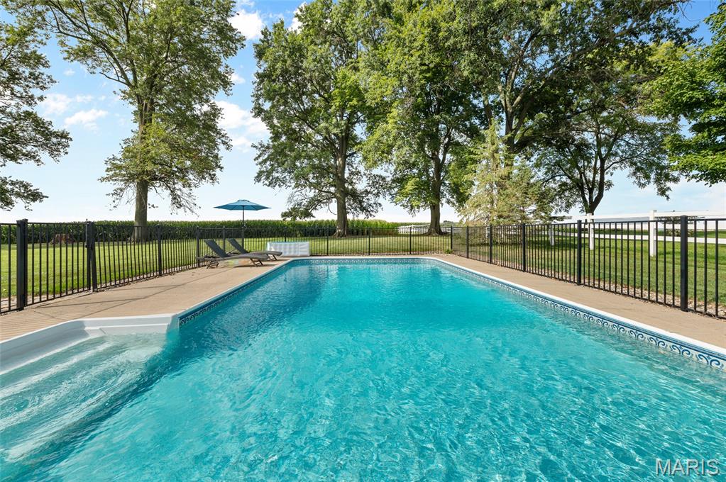 7832 Zenk Road Troy, IL 62294 - Photo 36 of 46 Gallery Image 36