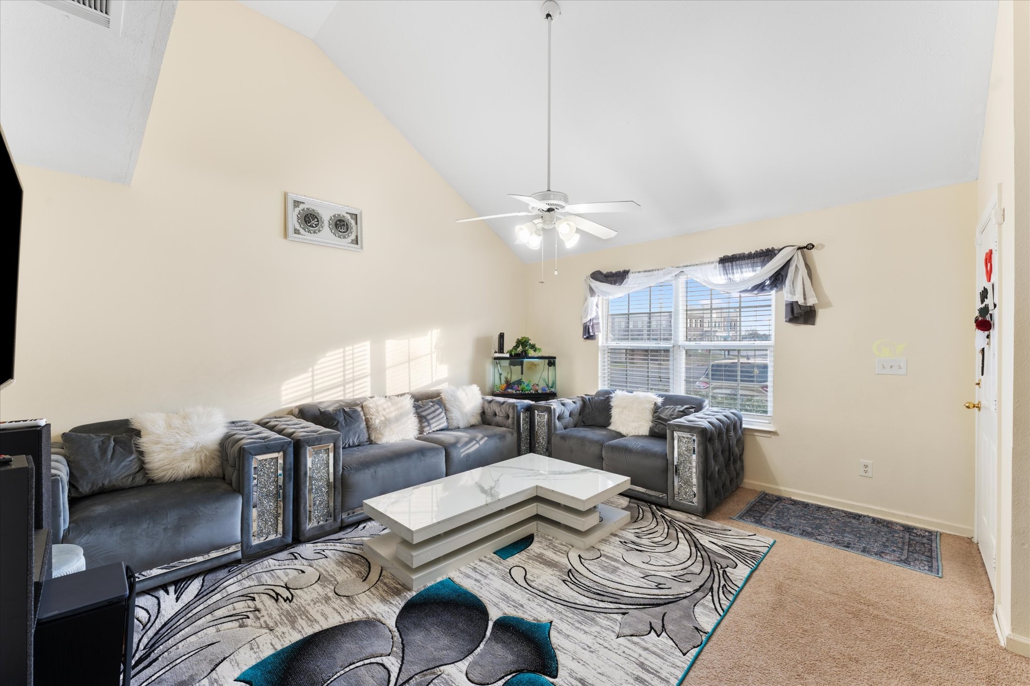 2053 George Buchanan La Vergne, TN 37086 - Photo 3 of 17