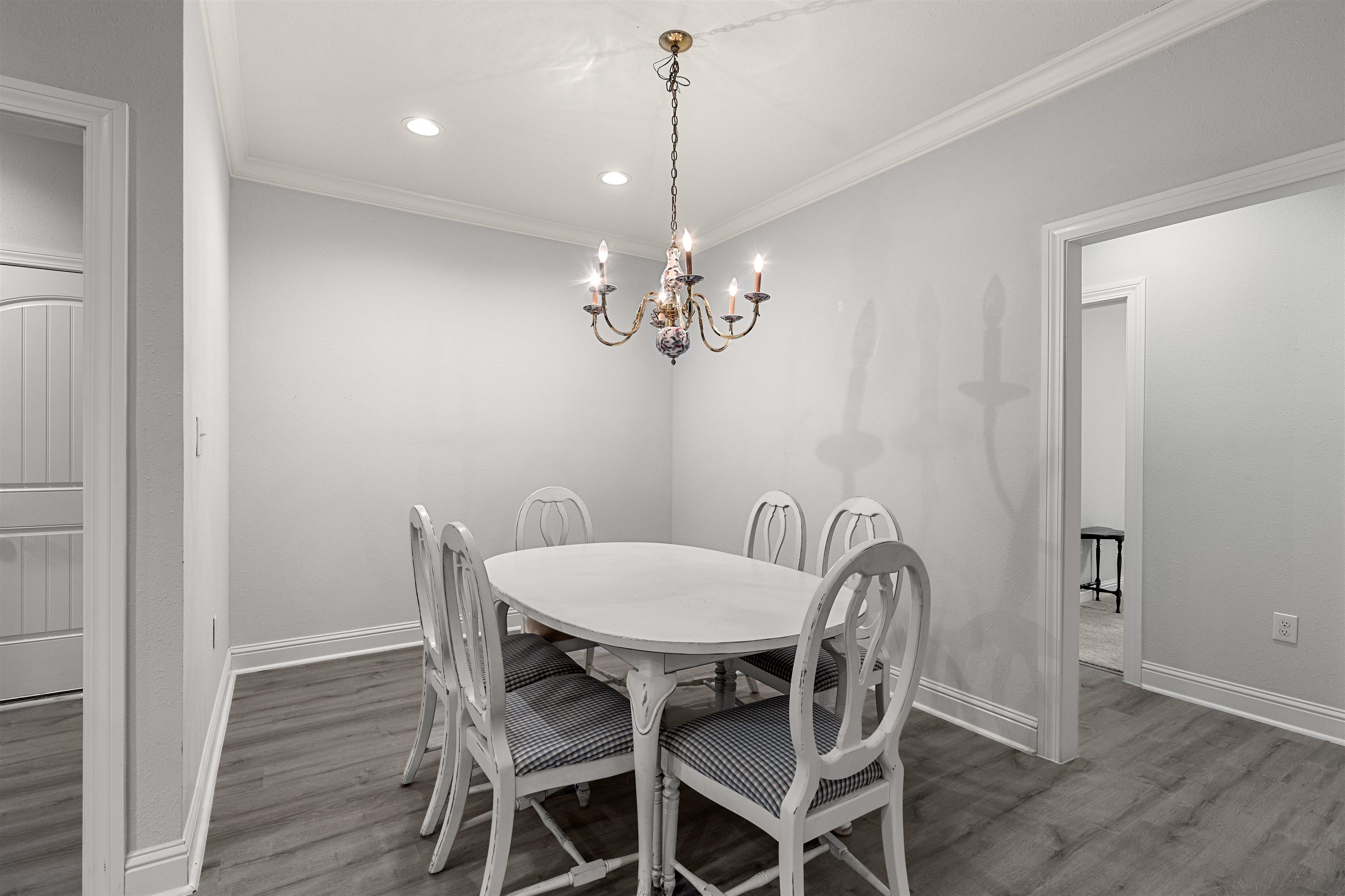 702 Holmes Avenue, Unit 702 Foley, AL 36535 - Photo 11 of 33 Dining Area