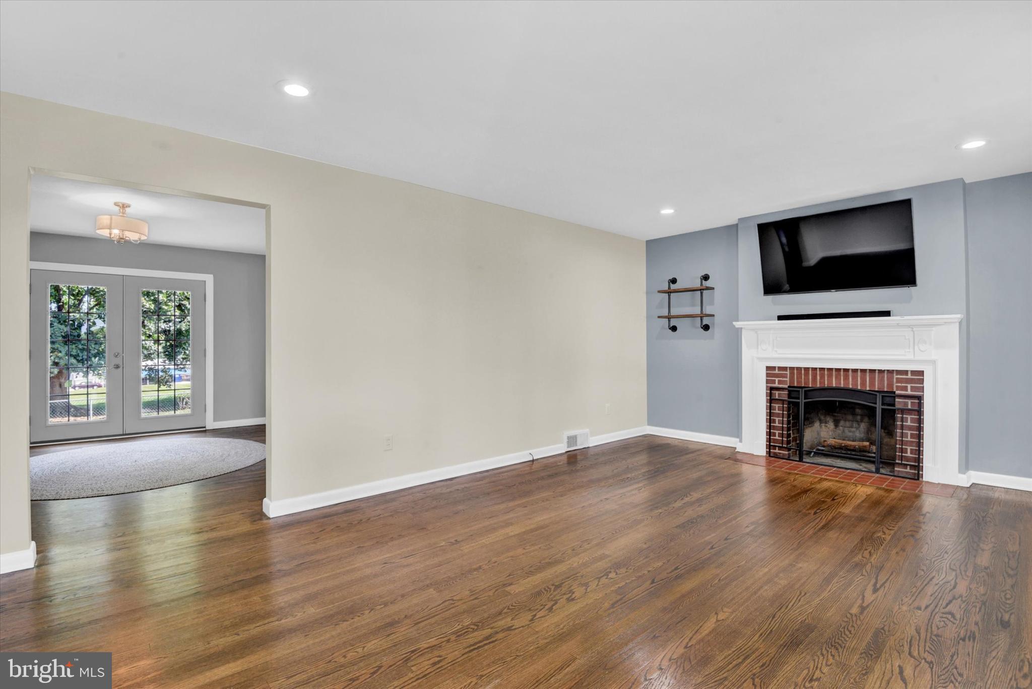 4530 Black Rock Road Hampstead, MD 21074 - Photo 10 of 23 Family Room