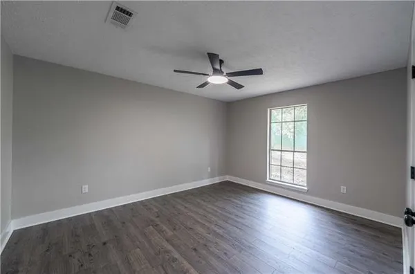 $251,900 | 8425 Fairway Drive, Pineville, LA 71360
