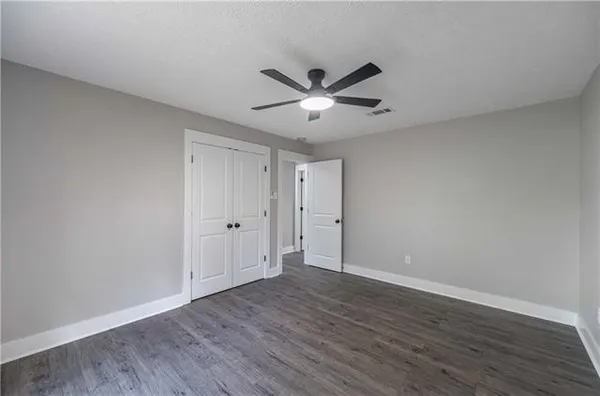 $251,900 | 8425 Fairway Drive, Pineville, LA 71360