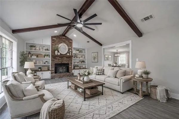 $251,900 | 8425 Fairway Drive, Pineville, LA 71360