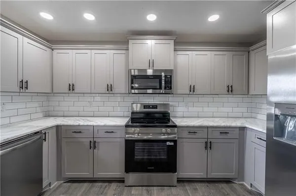 $251,900 | 8425 Fairway Drive, Pineville, LA 71360