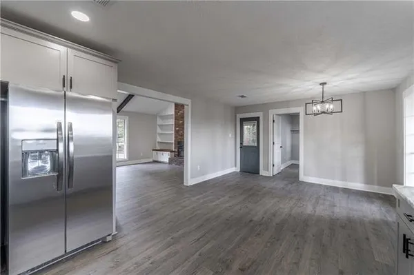 $251,900 | 8425 Fairway Drive, Pineville, LA 71360
