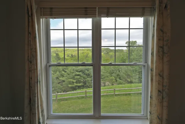 $730,000 | 33 Alpine Trail, Pittsfield, MA 01201