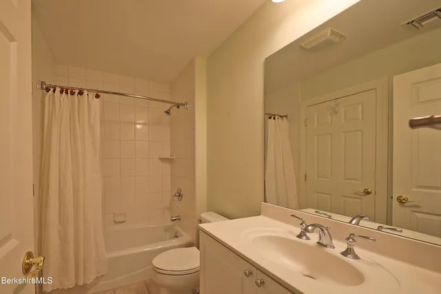 $730,000 | 33 Alpine Trail, Pittsfield, MA 01201