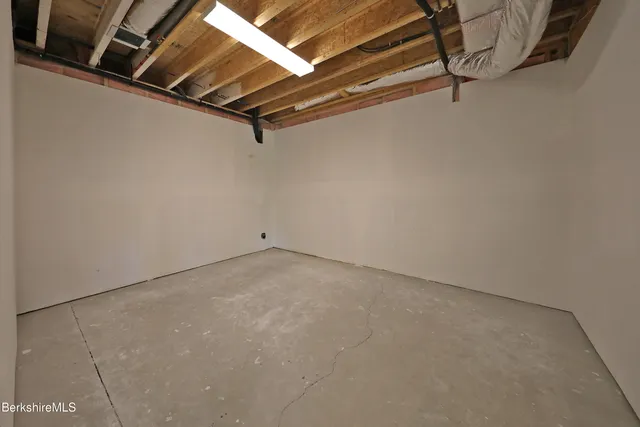 $730,000 | 33 Alpine Trail, Pittsfield, MA 01201