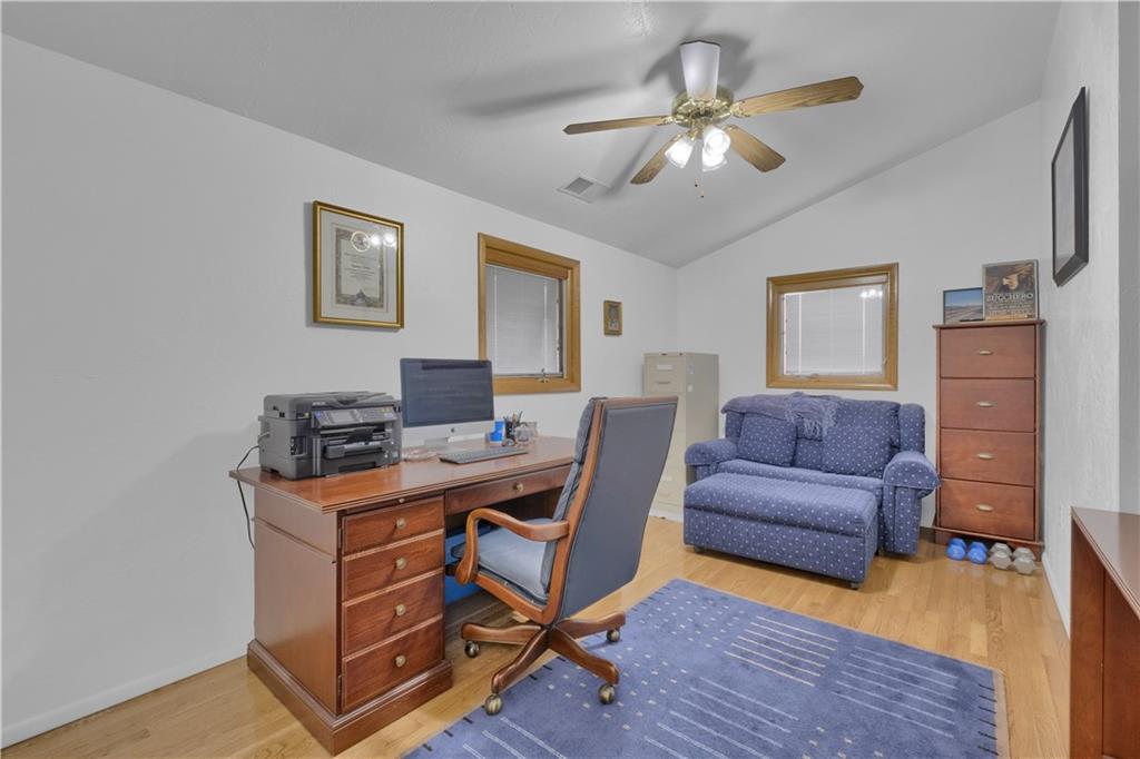 1177 Harvard Road Pittsburgh, PA 15205 - Photo 18 of 25 Gallery Image 18