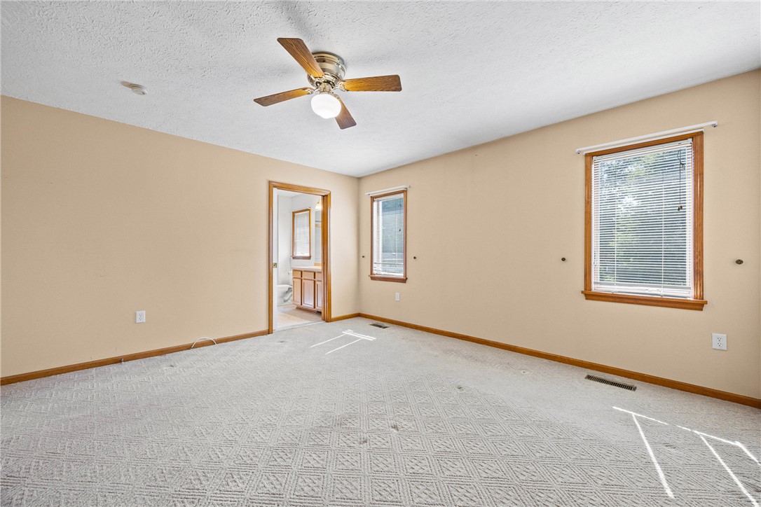 750 Close Circle Webster, NY 14580 - Photo 14 of 50