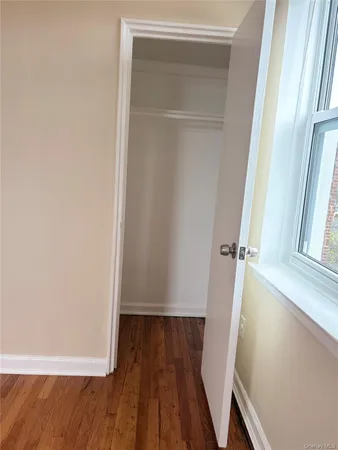 $319,000 | 22-24 Mulford Place, Unit 6A, Hempstead, NY 11550