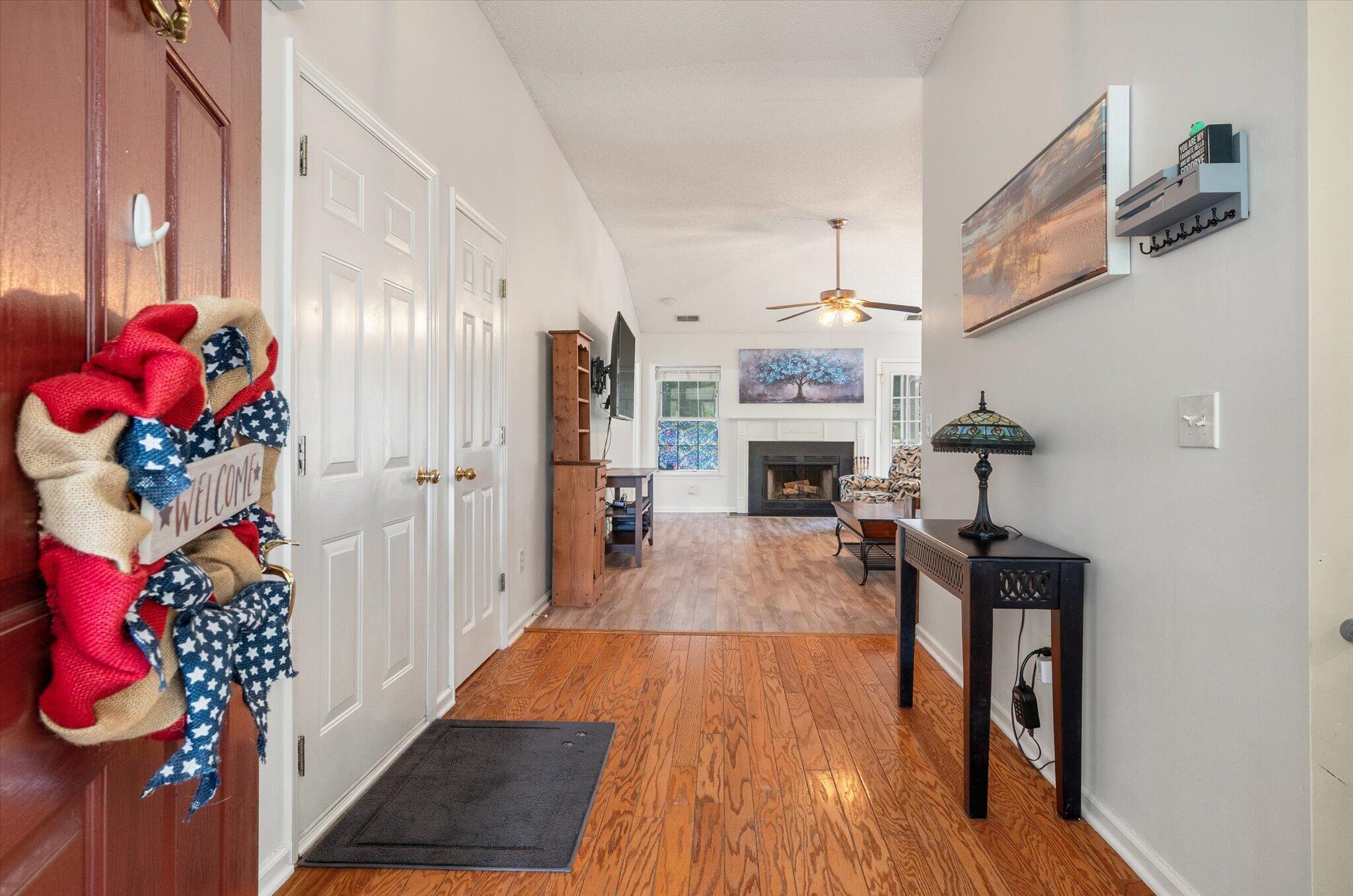 541 Saville Row Charleston, SC 29414 - Photo 11 of 37 08-541 Saville_i_Lowcountry_Exposure-21
