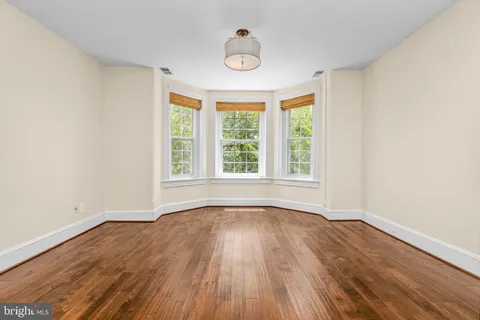 $1,299,000 | 502 G Street Northeast, Washington, DC 20002