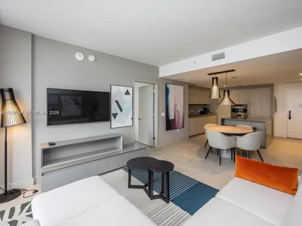 $700,000 | 4010 South Ocean Drive, Unit R3105, Hollywood, FL 33019